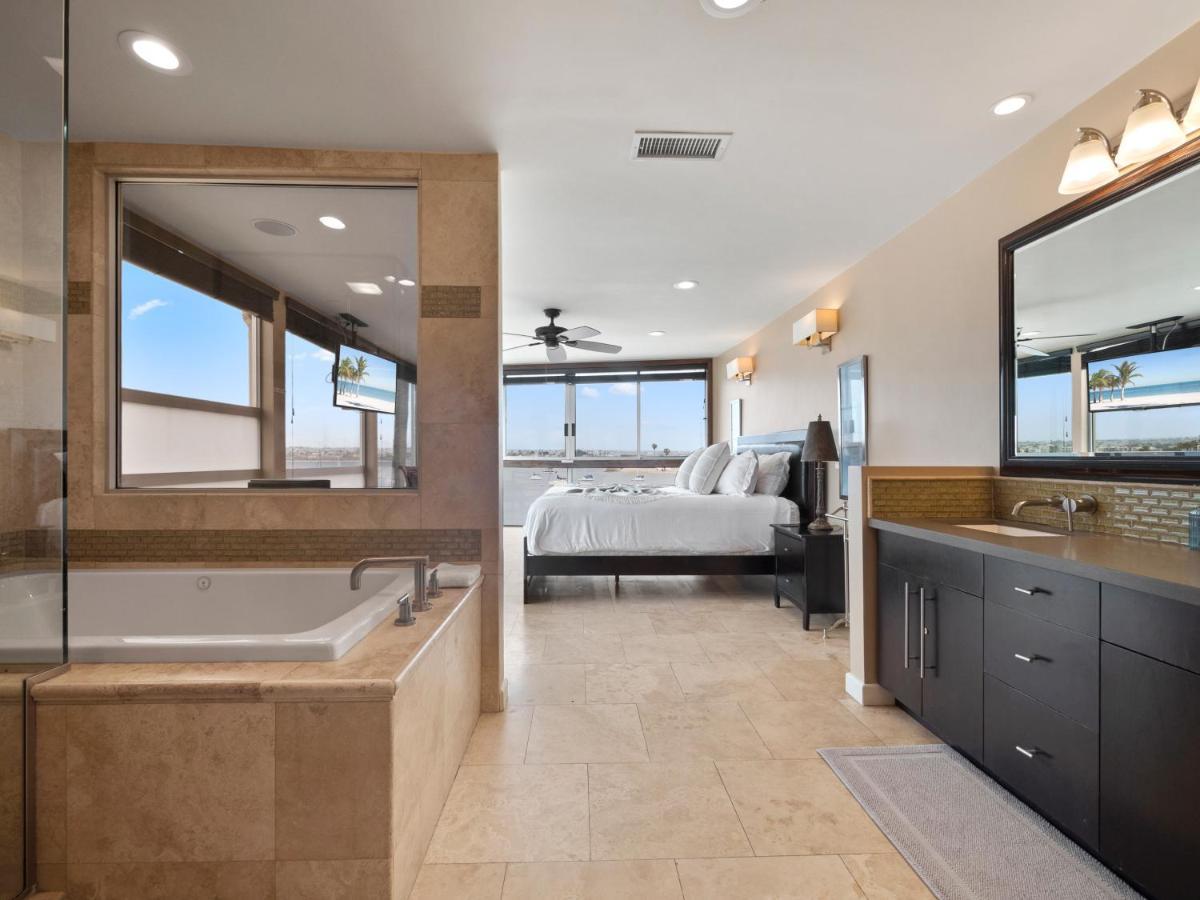 Stunning Bayfront Condo With Gorgeous Views, Garage, Massive Roof Deck & Ac - Dogs Welcome! San Diego Eksteriør billede