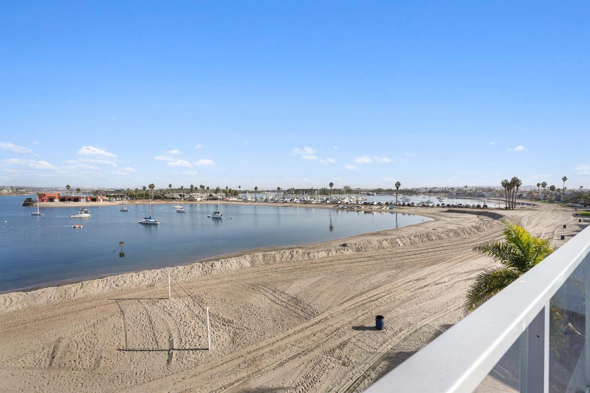 Stunning Bayfront Condo With Gorgeous Views, Garage, Massive Roof Deck & Ac - Dogs Welcome! San Diego Eksteriør billede